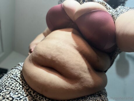 Generalfat hübsche erotische bilder