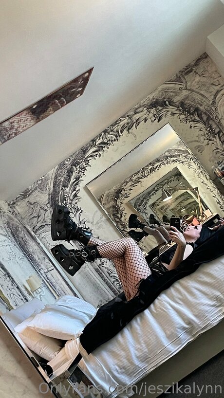 nackte pawg-onlyfans kunst erwachsene foto