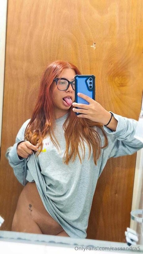 Cassandra5 heiße bilder