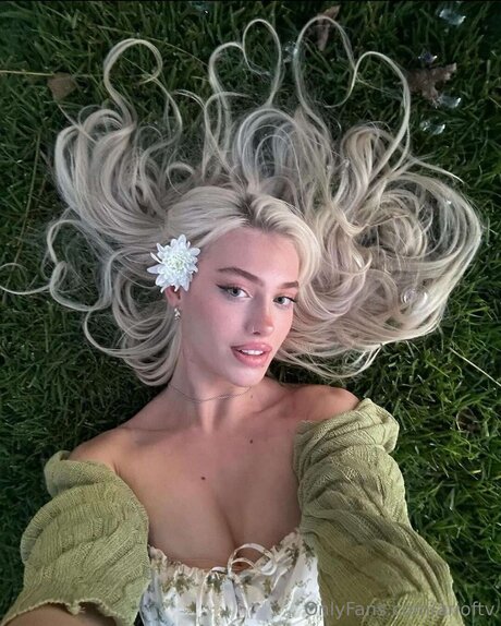 nackte rothaarige onlyfans hd schöne archiv