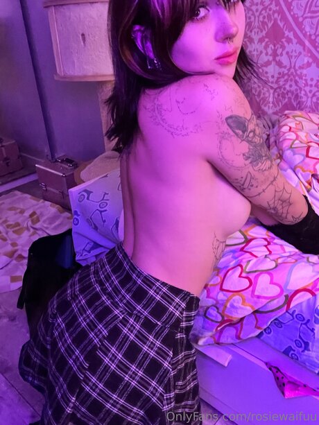 Its Rosieee porno hd bild