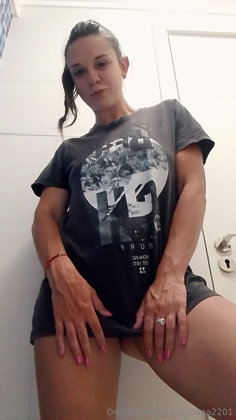 Acuariana2201 model heiße galerien