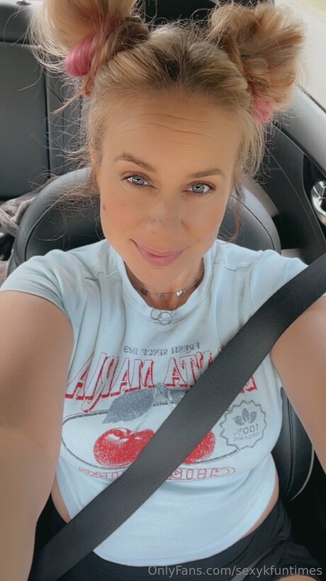 Sexykfuntimes schauspielerin top bild