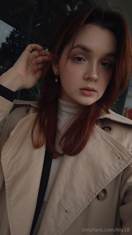 Llily18 nackt exklusive bild