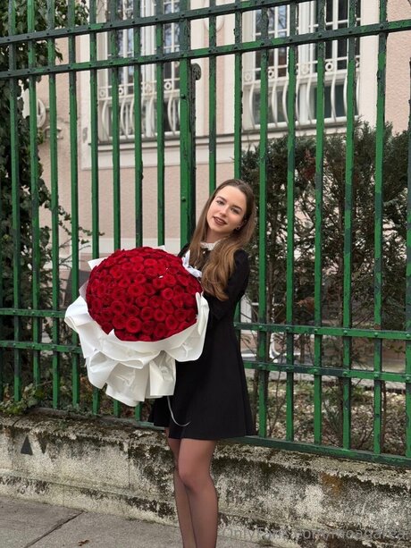 Moanarea xxx pornografische foto