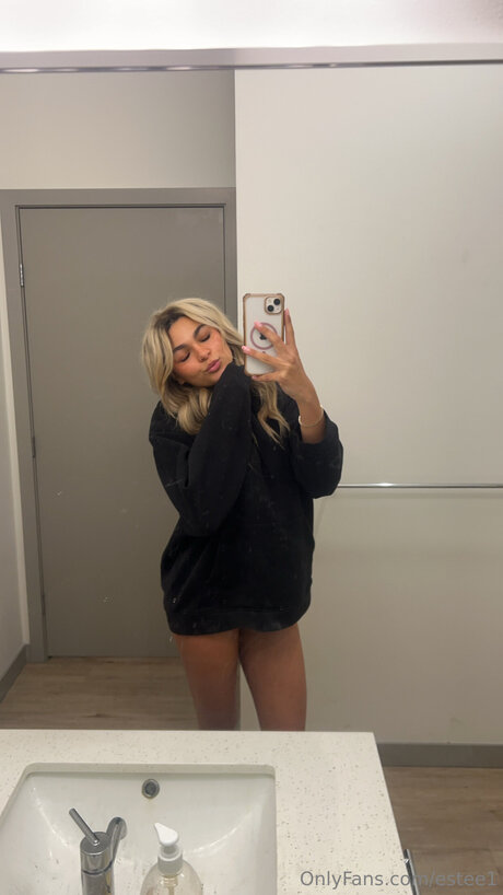 Estee1 porno nackte archiv