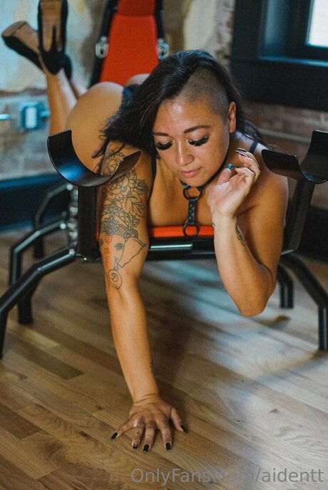 Taelorgang kostenlose nackte foto