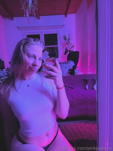 Pinkpussyvc nackt erotische bilder