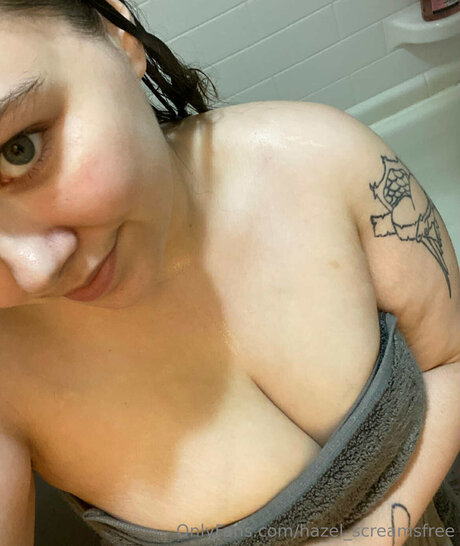 Hazel Screamsfree perfekte nacktheit archiv