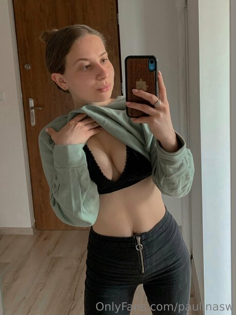 Paulinasw kunst heiße galerie