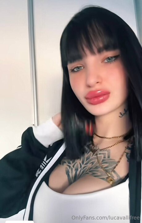 Lucavallifree nacktheit freie archiv