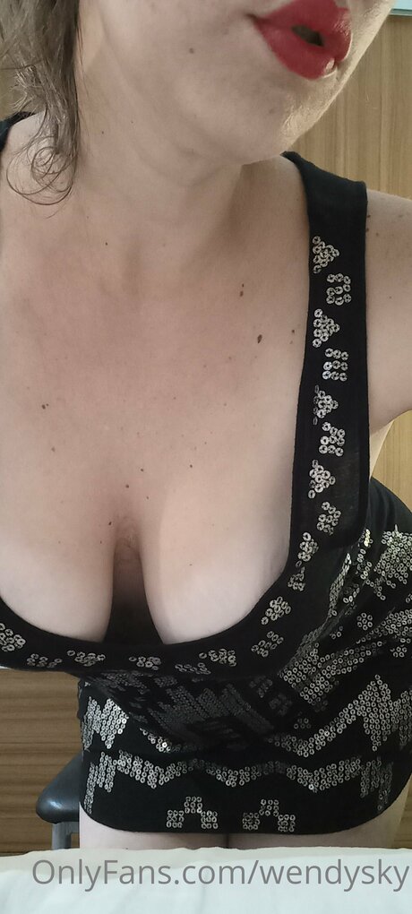 Wendysky exklusive nackte fotos