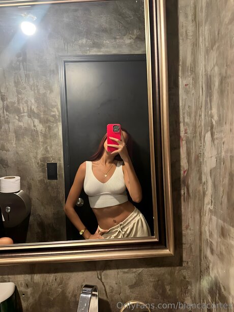 betrügende hotwife onlyfans perfekte sexy bild