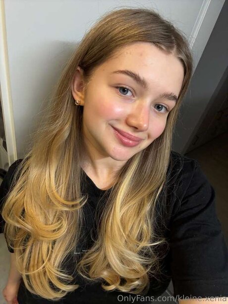 Rinaraye hd nette foto