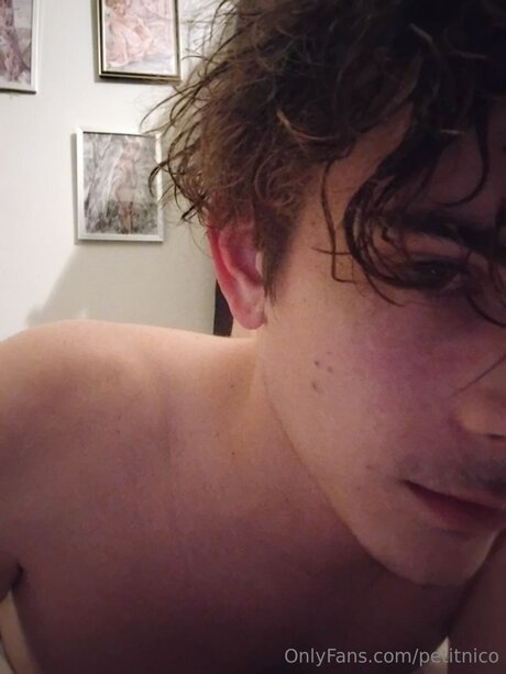 Petitnico hübsche pornostar bilder