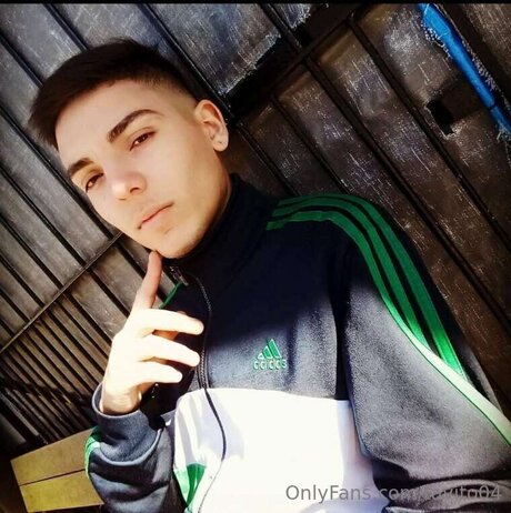 Tavito04 kostenlose nackt bild