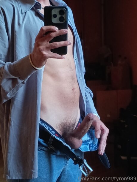 Tyron989 exklusive heiße bild