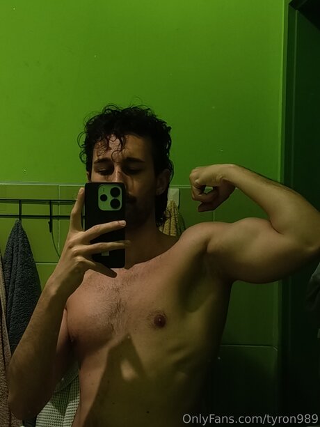 Tyron989 top xxx bilder