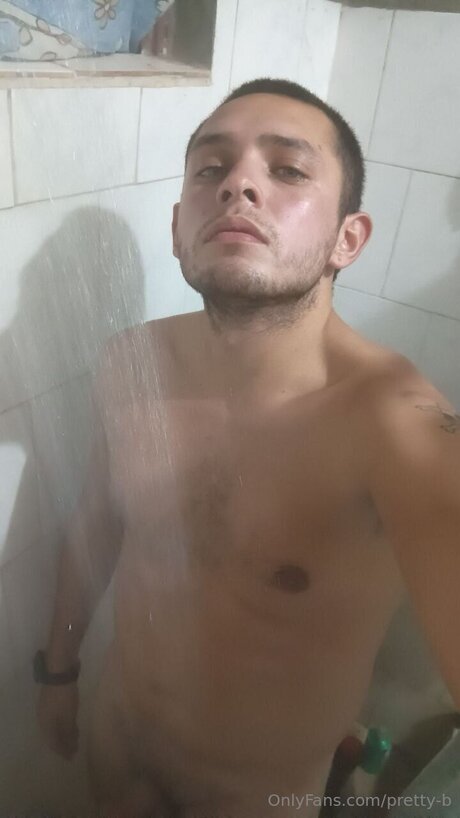 Pretty B sexy akt galerie