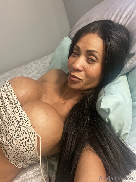 Glorialamour pornostar nacktheit fotos