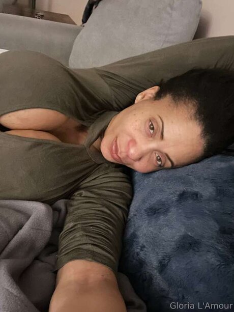 Glorialamour sexy nackt foto