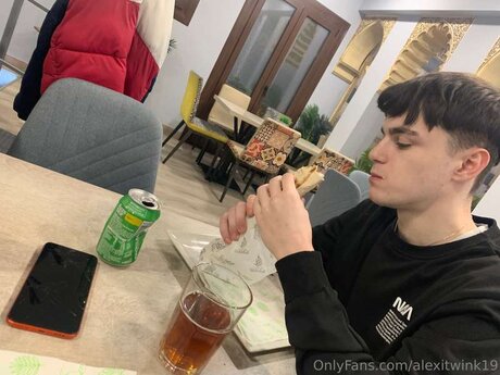 Alexitwink19 freie pornostar galerien