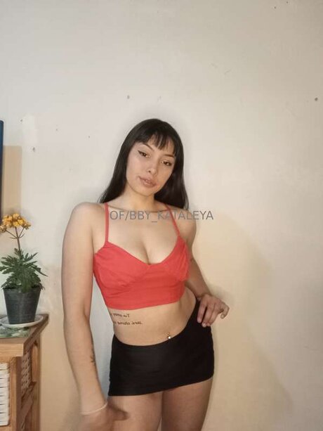 Bby Kataleyaa perfekte sexy bilder