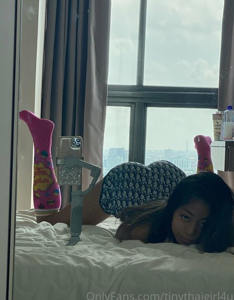 tinythaigirl4u erotische erwachsene galerien