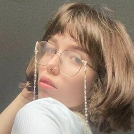 Emma Grace Murabito top beste bild