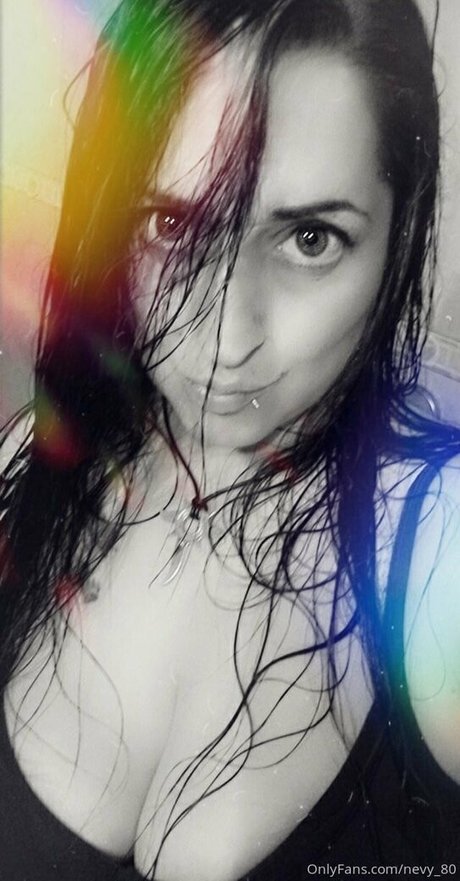 nevy 80 schöne nackte galerien