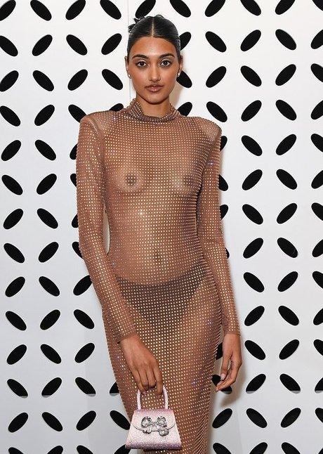 Neelam Gill nackt perfekte fotos