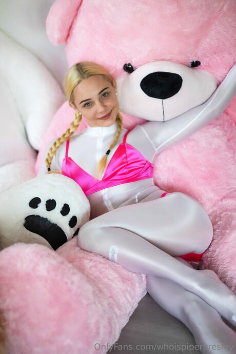 Whoispiperpresley pornostar exklusive foto