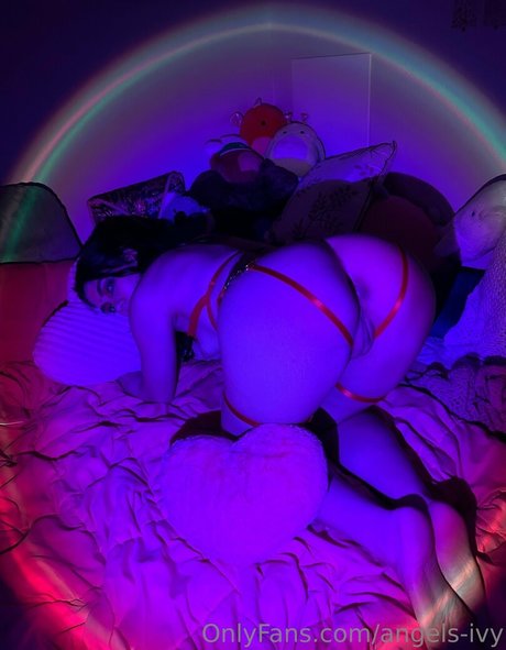 angels ivy hübsche kunst galerien