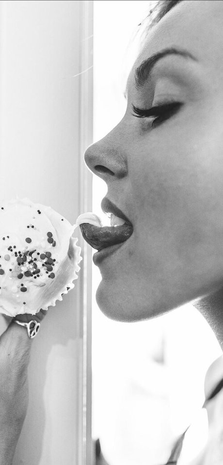 oma-muschi nur fans freie kunst galerien