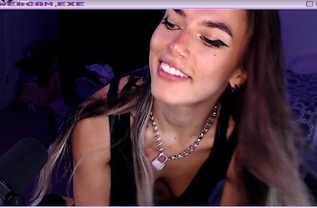 Kaliigold nackt top foto