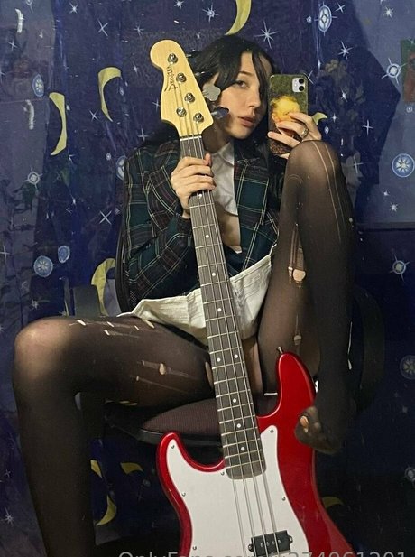 blondine masturbiert nur fans heiße kunst archiv