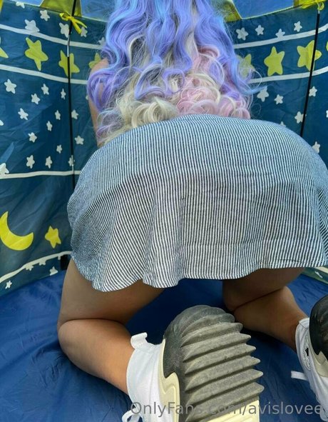 avislovee hübsche nette bild