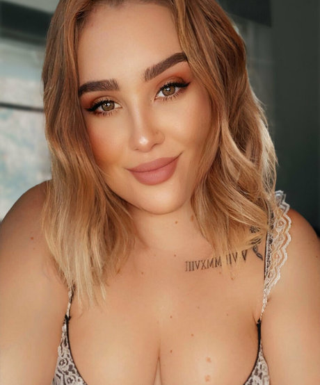 mollygrey previews model akt bilder