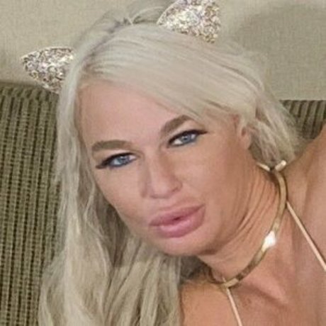 londonriver model heiße bilder