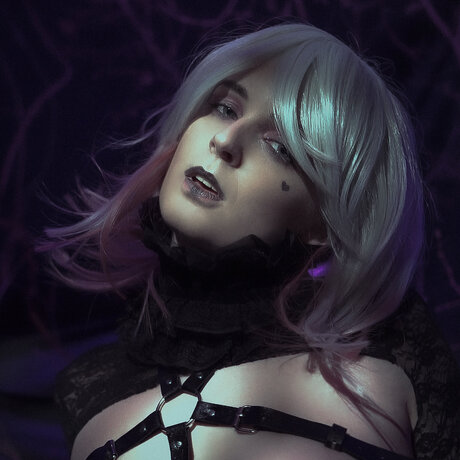 Freenightchrysanth model erwachsene bild