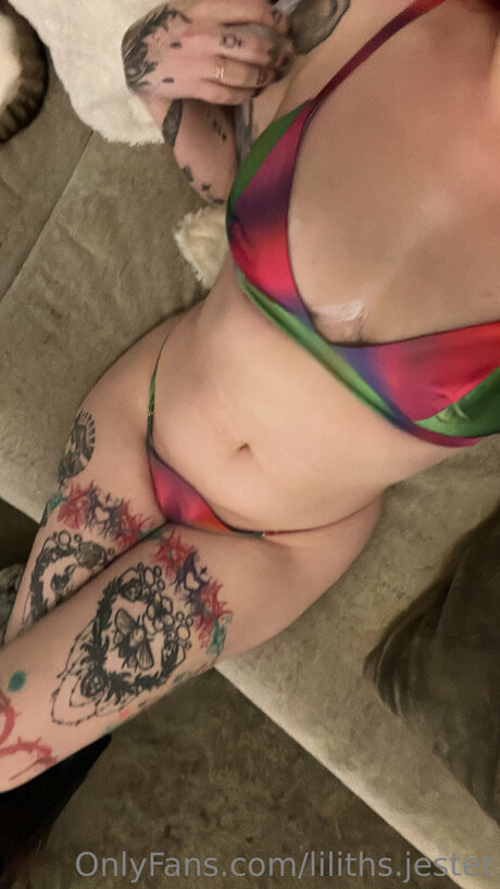 Liliths Jester exklusive nacktheit fotos