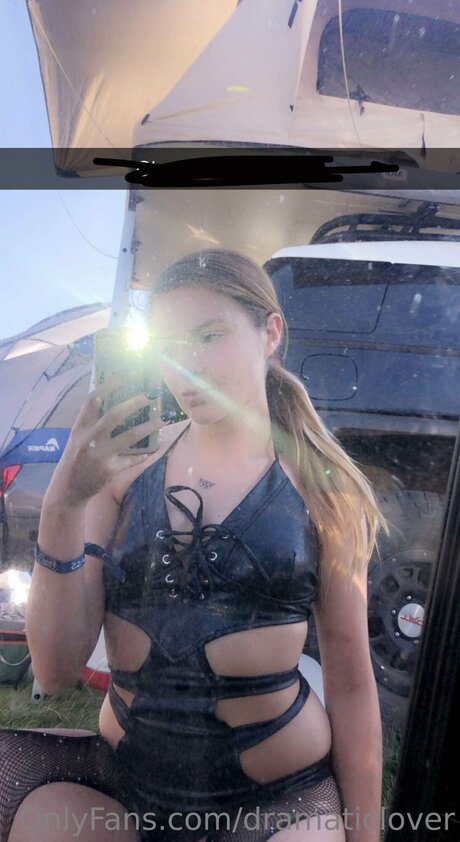 shemale-onlyfans exklusive freie bilder