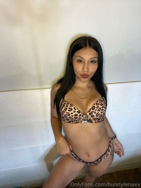 Its Emilyy sexy pornostar bilder