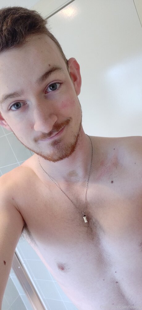 Ljj98 pornostar heiße bild