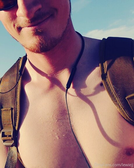 Ljj98 freie nackten fotos