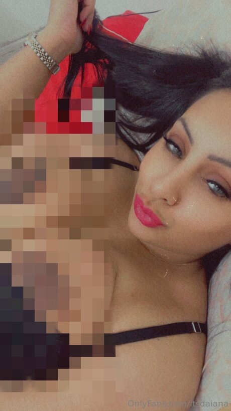 Itsdaiana exklusive hübsche bild