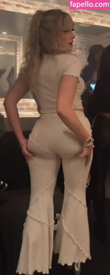 Presley Bertrand erotische foto