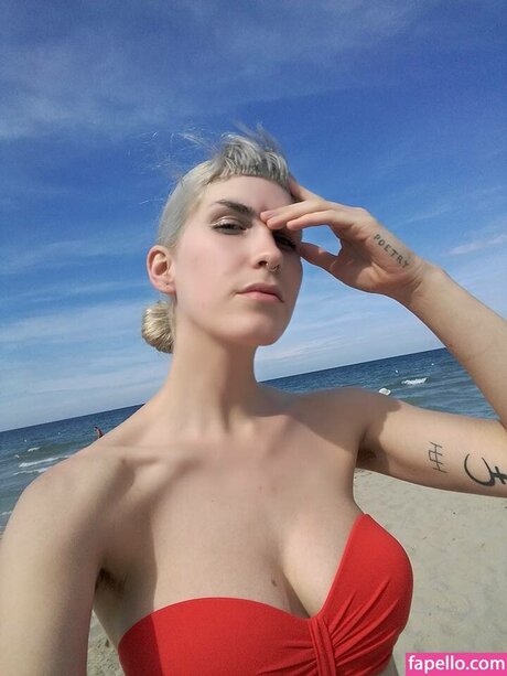 schlampenfrau onlyfans hd kunst fotos