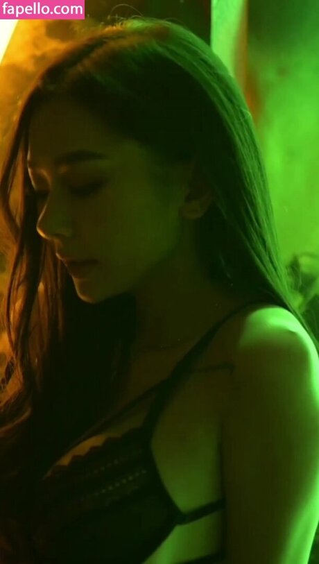 rollipop schauspielerin nackte galerien