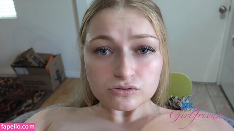 Sorority Mckenzie exklusive top fotos